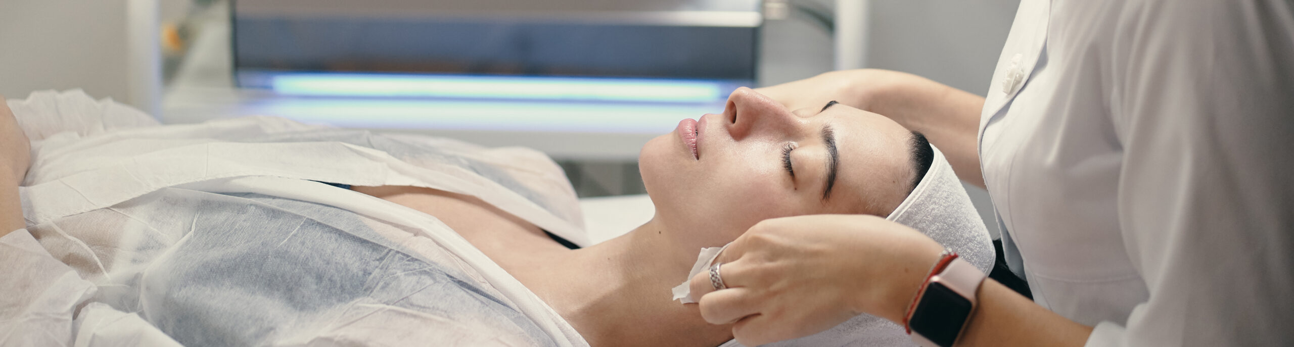 Effective Skin Procedures by dr ismat ara khan